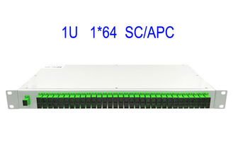 коробка Splitter SC/APC PLC оптического волокна SM × 64 держателя шкафа 1U 1 19 дюймов белизны